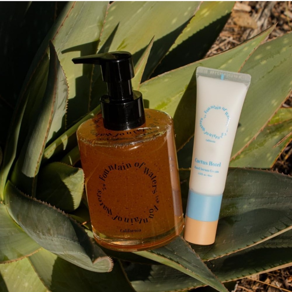 Fountain of Waters Full Size Hand Wash/Hand Cream Gift Set